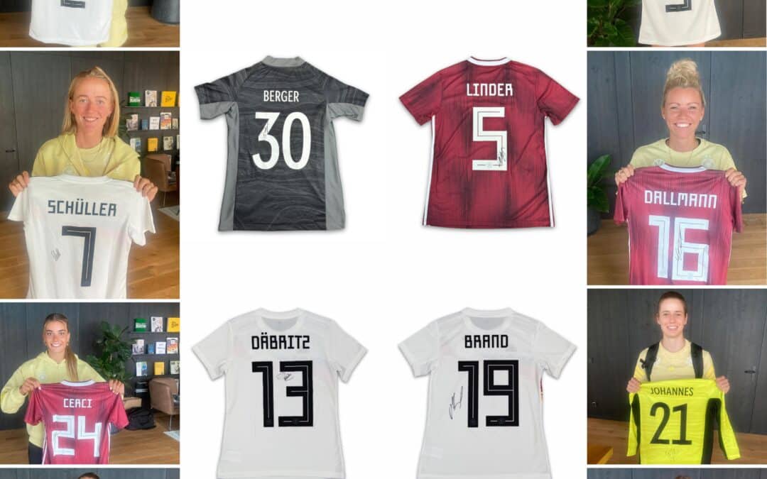 DFB-Frauen spenden signierte Trikots